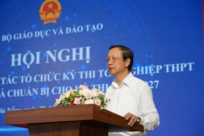Theo Thứ trưởng Phạm Ngọc Thưởng, công nghệ có thể hỗ trợ giám sát, phát hiện sai phạm nhưng khó ngăn chặn triệt để nếu người được giao nhiệm vụ cố tình lợi dụng vị trí công tác để vi phạm hoặc tiếp tay cho gian lận. Ảnh: MOET