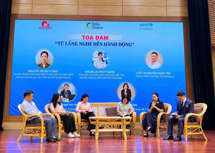 Các diễn giả đã có những chia sẻ đáng quý tại diễn đàn. (Ảnh: PV)