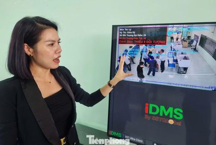 Một số giải pháp công nghệ nhằm ngăn chặn thi cử được giới thiệu tại hội nghị. Ảnh: Thanh Hiền.
