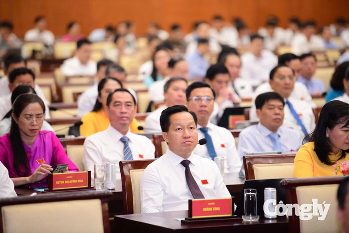 Quang cảnh kỳ họp.
