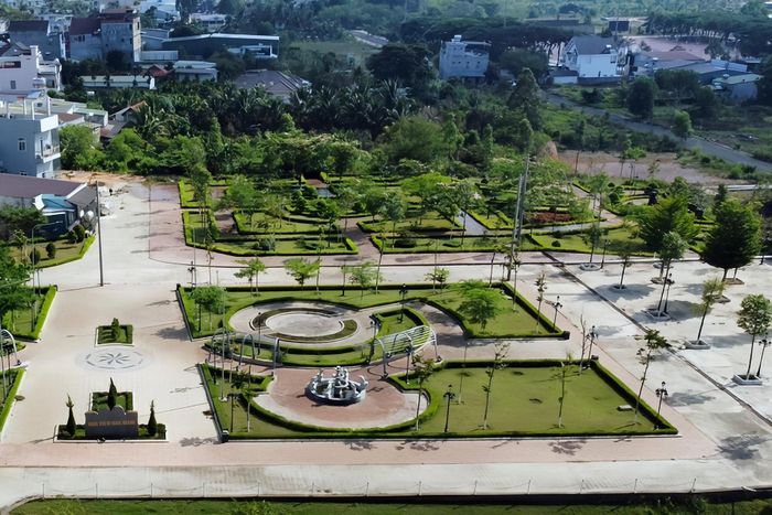 Công ty TNHH Cây xanh Công Minh trúng thầu xây dựng công trình hoa viên ở Krông Nô (tỉnh Lâm Đồng).