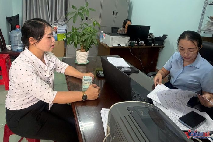 Chị Trang đã được hướng dẫn trả lại toàn bộ số tiền 229 triệu đồng. Ảnh: Hải Dương