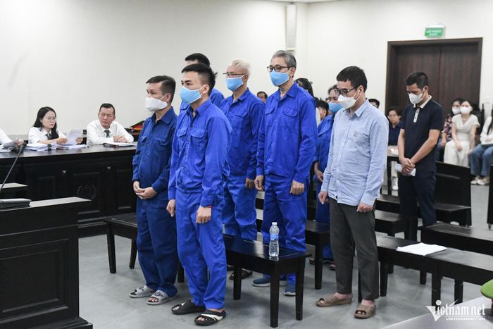 Cựu Phó Chủ tịch UBND tỉnh Thanh Hóa Lê Đức Giang cùng đồng phạm.