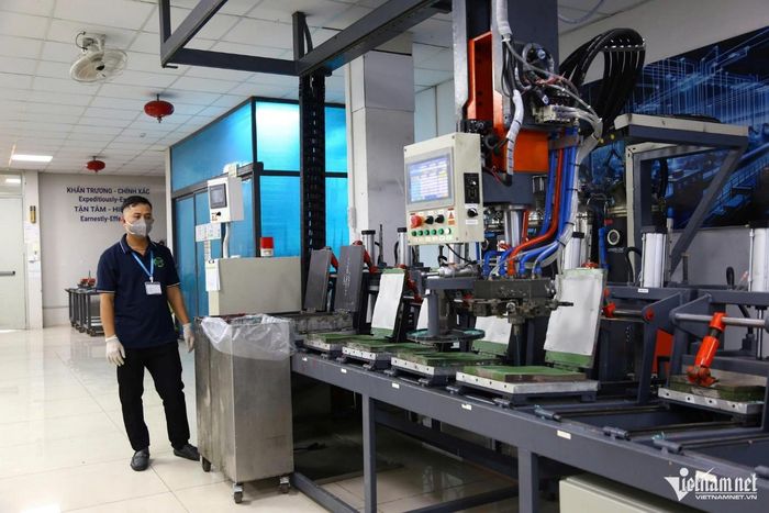 Hệ thống khuôn mẫu đơn vị tự thiết và vận hành tại một nhà máy ở KCN Hố Nai