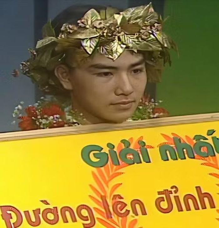  Phan Mạnh Tân - nhà vô địch Đường lên đỉnh Olympia năm thứ hai, quê Hà Tĩnh, là thần tượng của Trần Võ Gia Bảo. (Ảnh: VTV) 