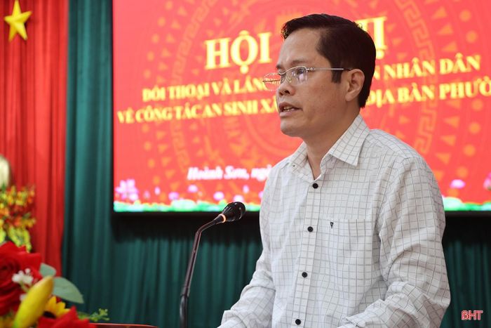 Bí thư Đảng ủy phường Hoành Sơn Nguyễn Quốc Hương yêu cầu các phòng, ban chuyên môn của UBND phường tiếp thu đầy đủ các kiến nghị của người dân; nghiên cứu, phối hợp với các cơ quan liên quan xem xét, giải quyết kịp thời, thấu đáo.