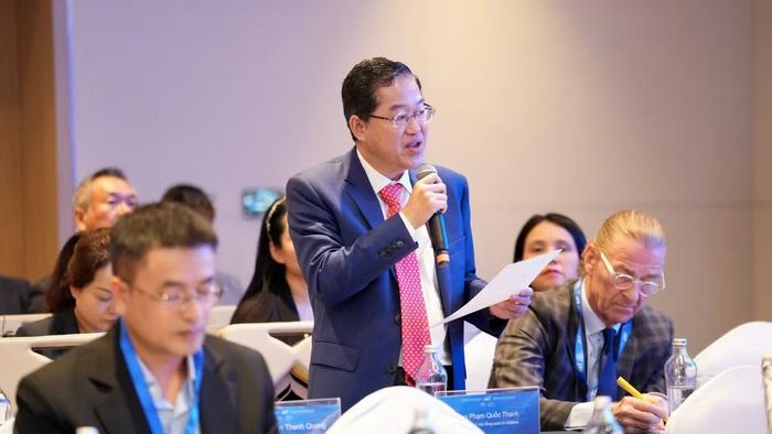 Ông Phạm Quốc Thanh - Phó Chủ tịch Hội đồng quản trị HDBank, đại diện Sài Gòn Marina IFC phát biểu tại phiên làm việc