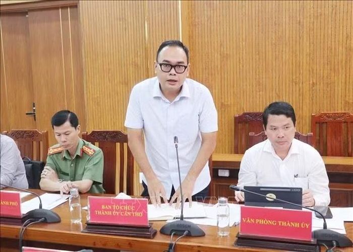 Ông Trần Nguyễn Hoàng Nam, Phó Trưởng ban Tổ chức Thành ủy Cần Thơ, phát biểu.