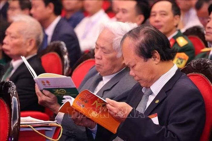 Các đại biểu dự buổi lễ. Ảnh: Văn Điệp/TTXVN