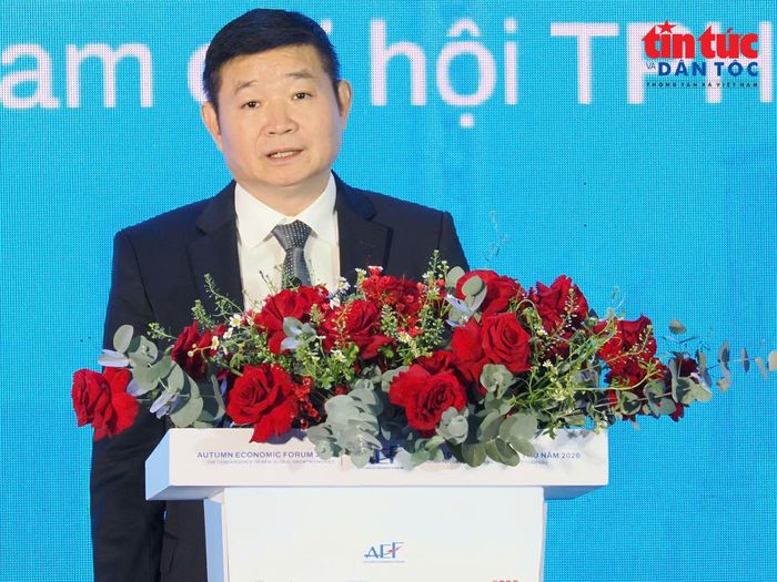 Ông Yang Wen Bin, Quyền Chủ tịch Hiệp hội Doanh nghiệp Trung Quốc tại Việt Nam, Chi hội TP Hồ Chí Minh phát biểu tại hội thảo.