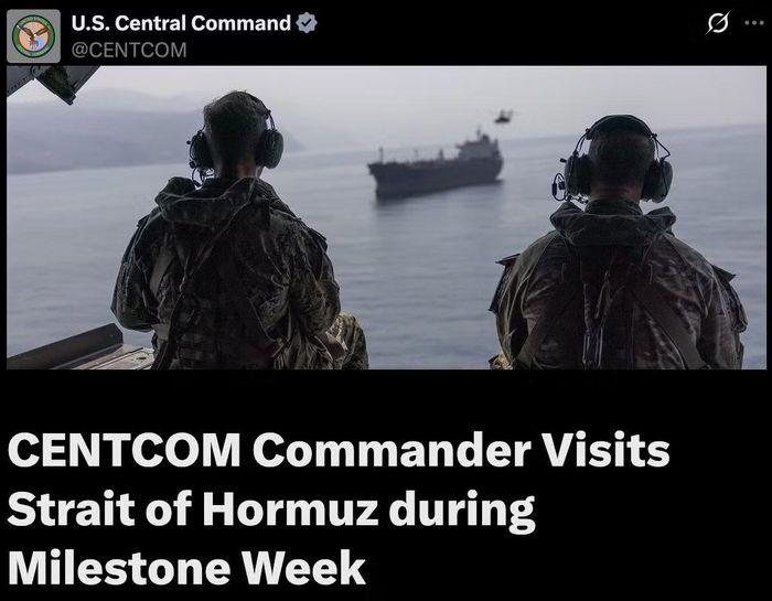 Trong bài đăng trên nền tảng mạng xã hội X tối 25/10/2026, CENTCOM cho biết hoạt động vận tải biển thương mại qua eo biển Hormuz đạt tỷ lệ an toàn trên 95% trong những tháng gần đây. Ảnh: X/CENTCOM