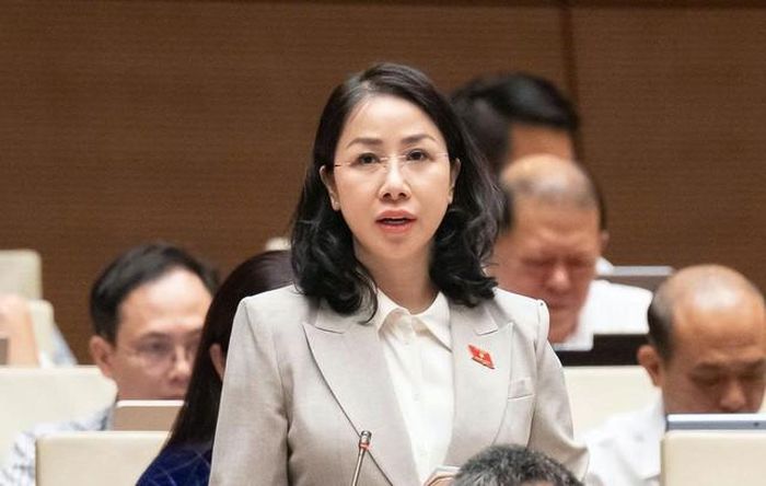 Đại biểu Phan Thị Thùy Linh, đoàn Thanh Hóa (Ảnh: Media Quốc hội).