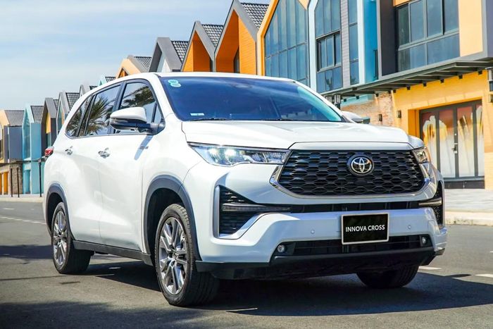 Toyota Innova Cross Hybrid dẫn đầu doanh số xe hybrid tại Việt Nam trong tháng 9/2026 với 630 chiếc được bán ra. Ảnh: Toyota.