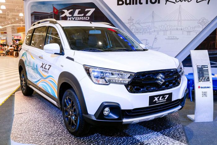 Doanh số xe hybrid của các thành viên VAMA tăng 64% sau 9 tháng đầu năm 2026, cao hơn mức tăng trưởng chung của thị trường ô tô. Ảnh: Suzuki.