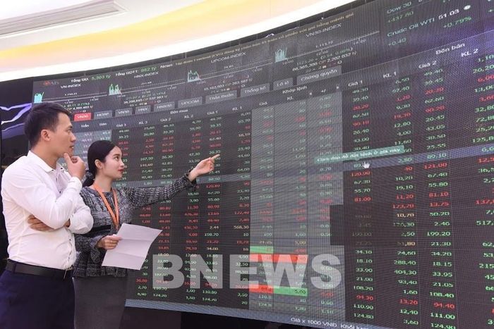 Fed giữ nguyên lãi suất, chứng khoán Việt Nam giao dịch thận trọng. Ảnh minh họa: Bnews/vnanet.vn