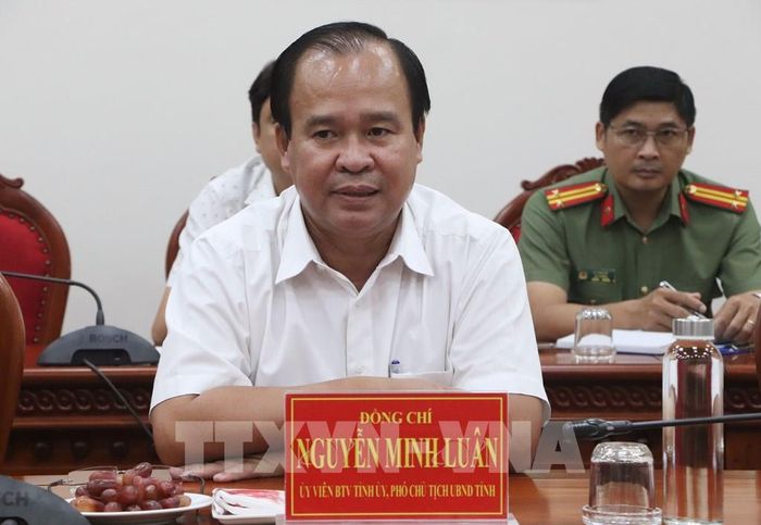 Phó Chủ tịch UBND tỉnh Cà Mau Nguyễn Minh Luân phát biểu. Ảnh: Tuấn Phi - TTXVN