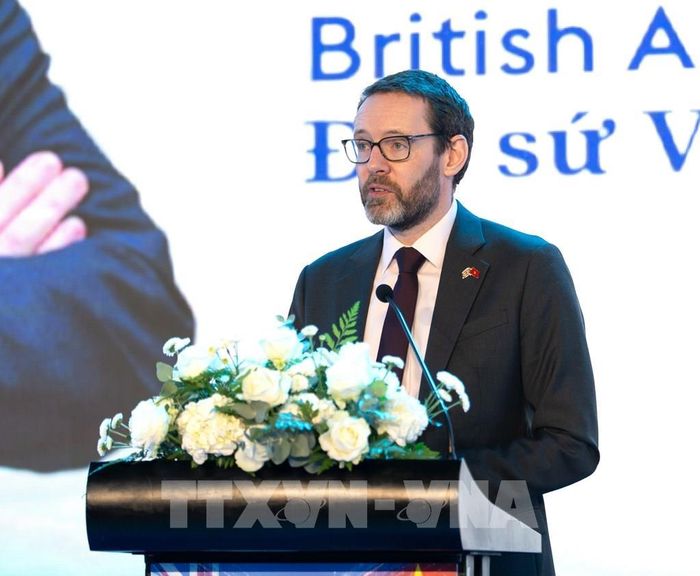 Ông Iain Frew, Đại sứ Đặc mệnh Toàn quyền Vương quốc Anh tại Việt Nam đánh giá về triển vọng hợp tác song phương giữa hai nước. Ảnh: Hứa Chung - TTXVN 