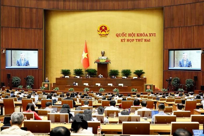 Bộ trưởng Bộ Tài chính Ngô Văn Tuấn phát biểu giải trình, làm rõ một số vấn đề đại biểu Quốc hội nêu. Ảnh: Doãn Tấn – TTXVN