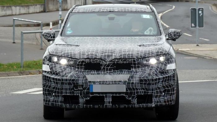 Lộ hình ảnh BMW X5 M trên đường thử tại Đức, xe được ra mắt năm 2028, có bản xăng V8 và thuần điện (Ảnh: Carscoops).