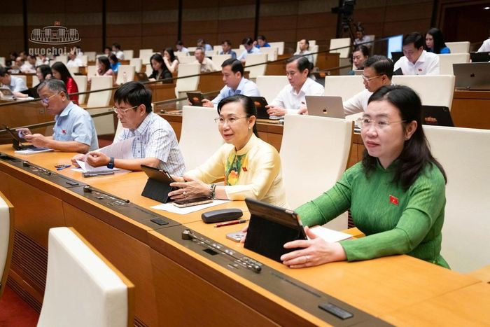 Chiều 29/10, Quốc hội thảo luận tại hội trường về dự thảo Luật Phát triển doanh nghiệp nhỏ và vừa