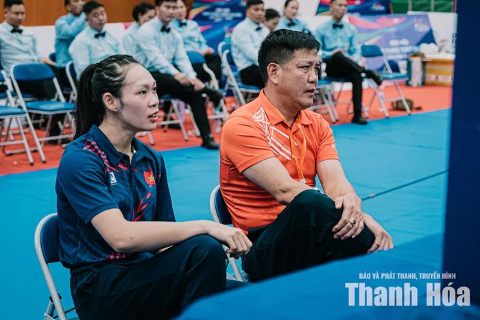 Hàn Thị Thúy (trái) sẽ tranh tài ở trận chung kết hạng 60kg nữ.