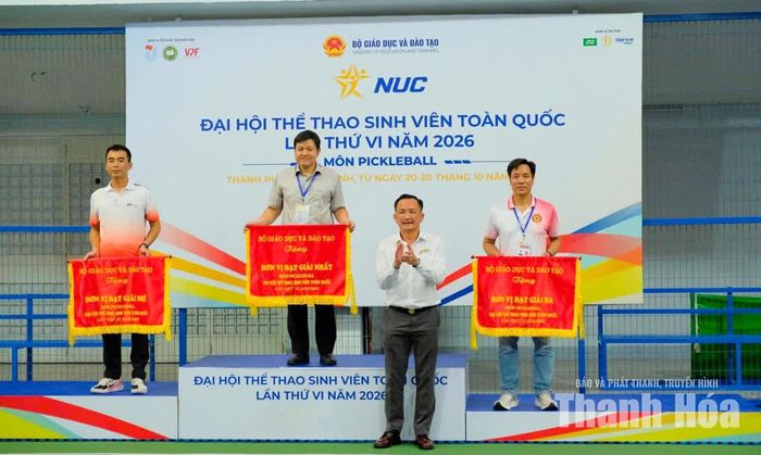 Đoàn vận động viên Trường Đại học Hồng Đức xếp thứ 3 toàn đoàn ở môn Pickleball.