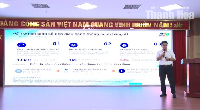 Đại diện Công ty TNHH FPT Smart Cloud trình bày tham luận tại hội thảo.