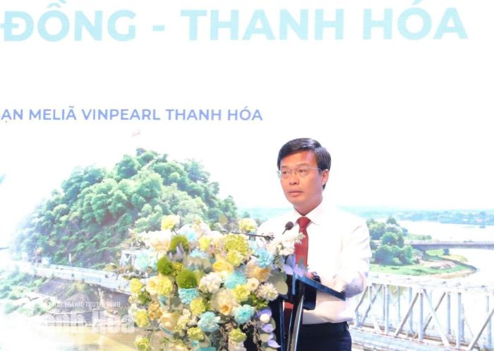 Phó Chủ tịch UBND tỉnh Lâm Đồng Đinh Văn Tuấn phát biểu khai mạc hội nghị.