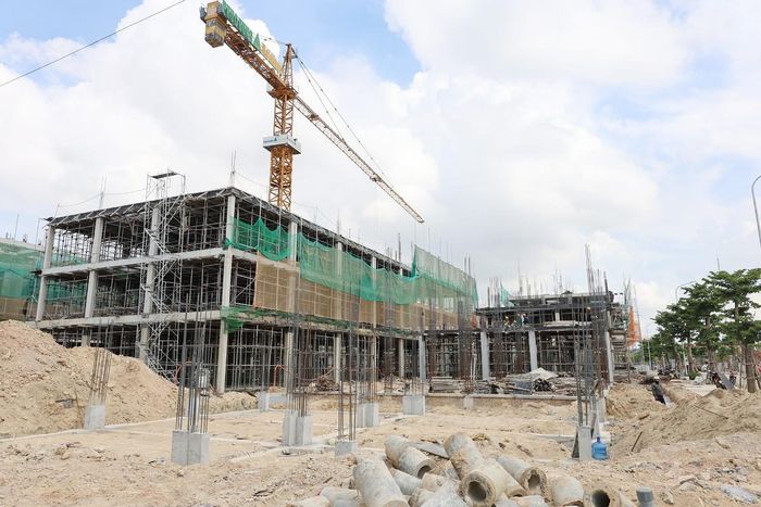 Tháo gỡ điểm nghẽn về đất đai, quy hoạch và xây dựng là yêu cầu quan trọng để đẩy nhanh tiến độ các dự án bất động sản tại Nghệ An. Ảnh: Kim Oanh