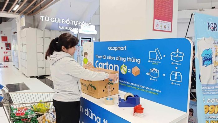 Sự thay đổi trong hành vi người tiêu dùng cũng đang tạo động lực lớn để các nhà bán lẻ điều chỉnh từ khâu đóng gói đến vận hành nội bộ. Ảnh: Co.opmart
