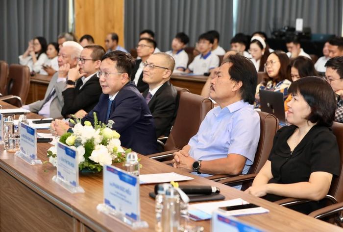Các đại biểu tham gia Diễn đàn “Phát triển công nghiệp dầu khí Việt Nam: Đảm bảo tăng trưởng bền vững”. Ảnh: Việt Dũng.