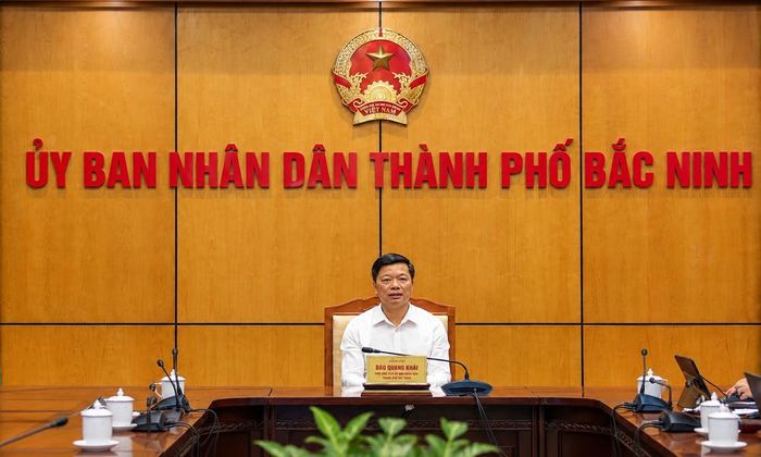  Đồng chí Đào Quang Khải chủ trì tại điểm cầu thành phố Bắc Ninh. 