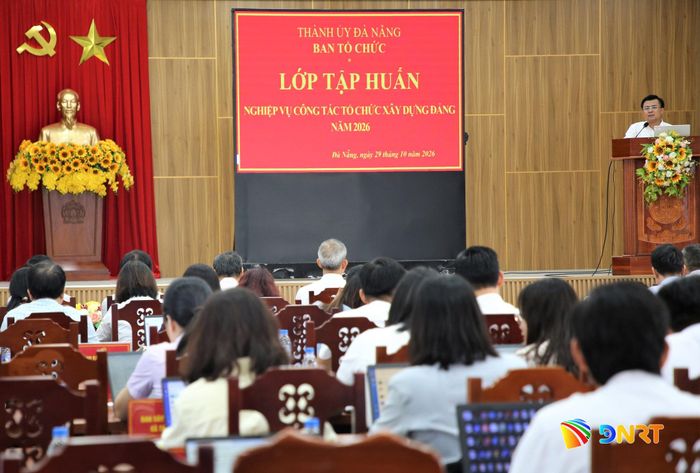 Quang cảnh lớp tập huấn nghiệp vụ công tác tổ chức xây dựng Đảng năm 2026. Ảnh: ALĂNG NGƯỚC