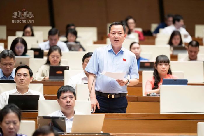 Đại biểu Trịnh Xuân An, Đoàn Đại biểu Quốc hội thành phố Đồng Nai phát biểu tại hội trường. Ảnh: Quochoi.vn