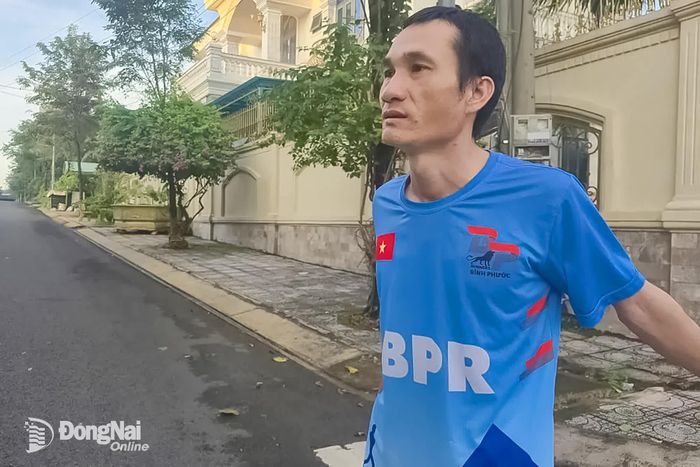 Chạy bộ đã hỗ trợ anh Trần Mỹ Mạnh vượt qua căn bệnh quái ác. Ảnh: Nguyễn Tấn