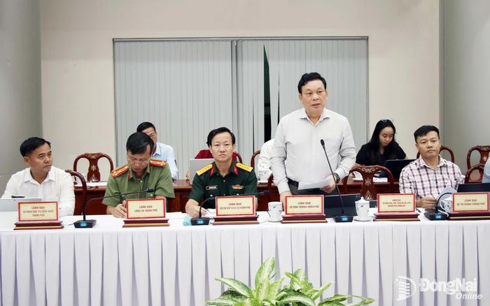 Thành ủy viên, Giám đốc Sở Công thương Đồng Nai Vũ Ngọc Long chia sẻ tại hội thảo. Ảnh: Hải Quân