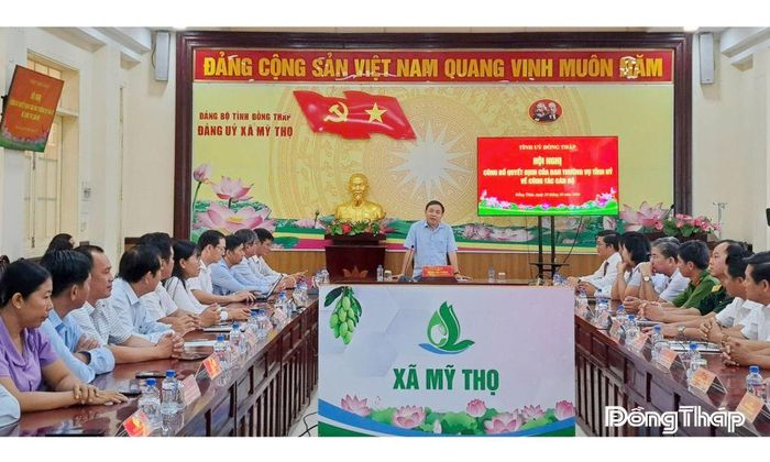 Đồng chí Phan Văn Thắng, Phó Bí thư Thường trực Tỉnh ủy, Chủ tịch Ủy ban MTTQ Việt Nam tỉnh Đồng Tháp, phát biểu tại hội nghị.