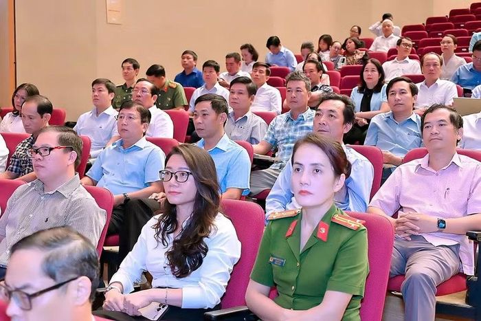Các đại biểu dự hội nghị. Ảnh: Đức Thụy