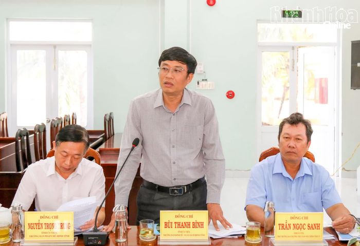 Lãnh đạo Ban Kinh tế - Ngân sách HĐND tỉnh phát biểu tại buổi làm việc.