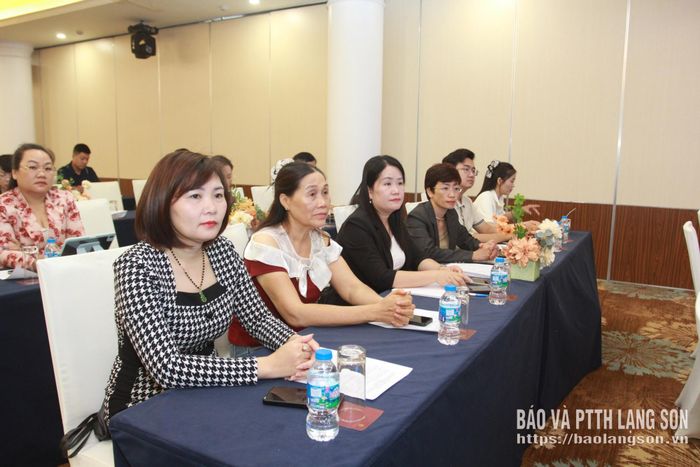 Đại biểu tham dự hội nghị