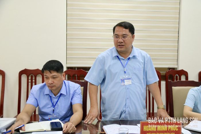 Lãnh đạo UBND xã Tuấn Sơn phát biểu tiếp thu, làm rõ một số nội dung liên quan