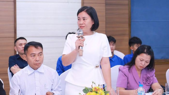 Đại biểu phát biểu tham luận tại Hội thảo khoa học về khởi nghiệp và đổi mới sáng tạo năm 2026.