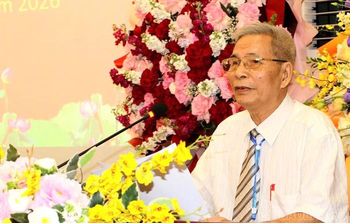  Tiến sĩ Nguyễn Văn Quang - Chủ tịch Hội Khoa học Lịch sử tỉnh, giai đoạn 2017 - 2025 phát biểu khai mạc Đại hội. 