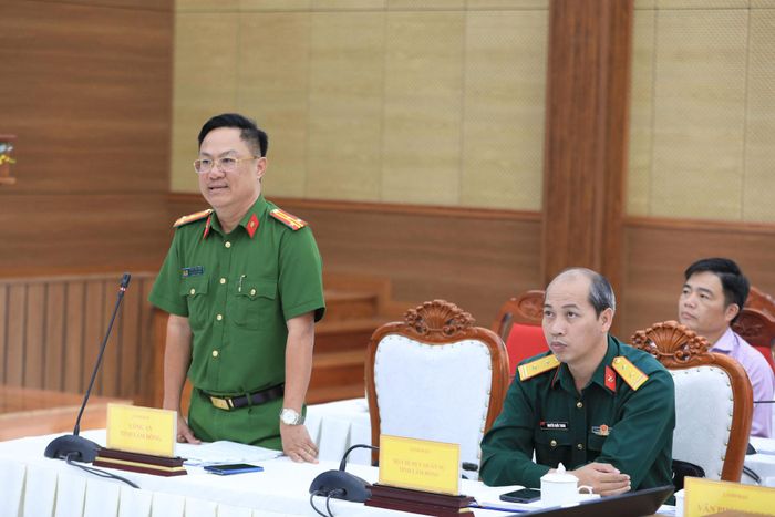 Đại diện Công an tỉnh Lâm Đồng trao đổi về một số bất cập trong công tác phối hợp quản lý, bảo vệ rừng