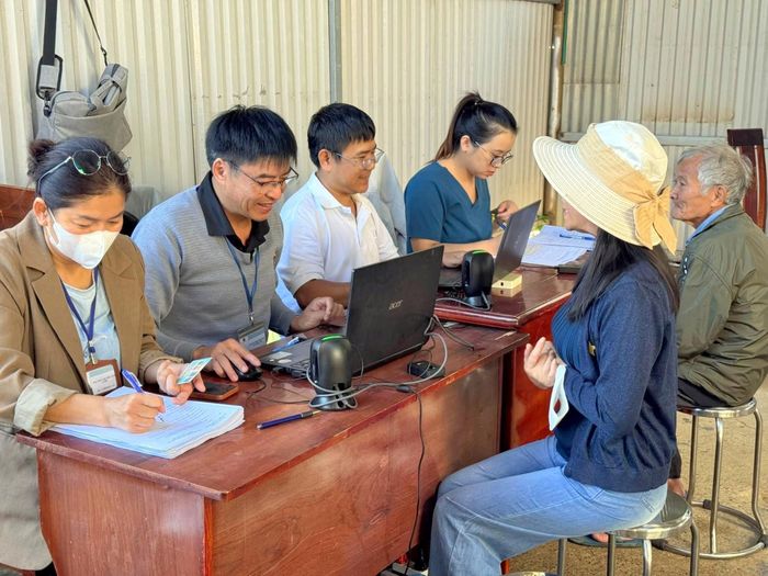 Cập nhật thông tin khám sức khỏe định kỳ cho người dân tại xã D'ran