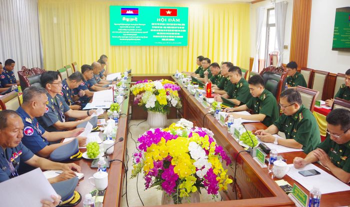 Hội đàm định kỳ năm 2026 giữa Ban Chỉ huy BĐBP tỉnh Lâm Đồng và Bộ Chỉ huy Hiến binh tỉnh Mondulkiri