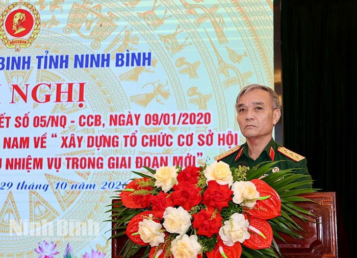 Thượng tướng Phạm Hồng Hương, Phó Chủ tịch Hội Cựu chiến binh Việt Nam phát biểu chỉ đạo tại hội nghị.