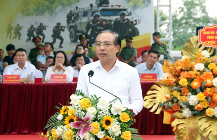 Đồng chí Đặng Thanh Sơn, Ủy viên Ban Thường vụ Tỉnh ủy, Phó Chủ tịch UBND tỉnh phát biểu tại chương trình.