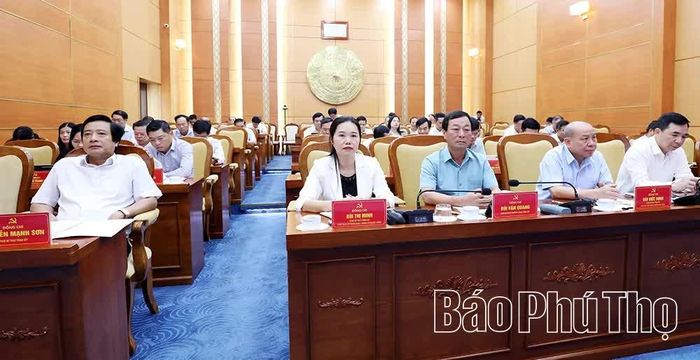 Các đại biểu dự tại điểm cầu Tỉnh ủy Phú Thọ.