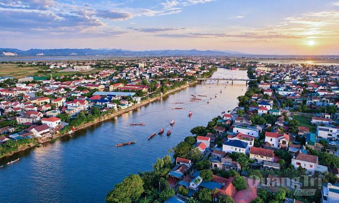 Sông Kiến Giang (Lệ Thủy) mùa lễ hội - Ảnh: T.S